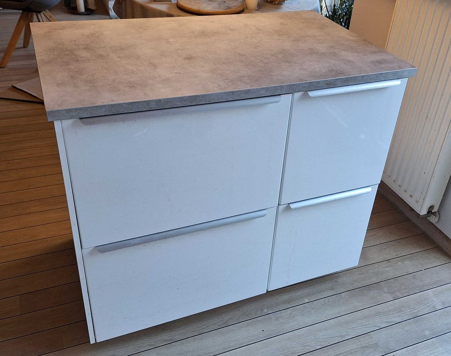 Szafki - wyspa kuchenna