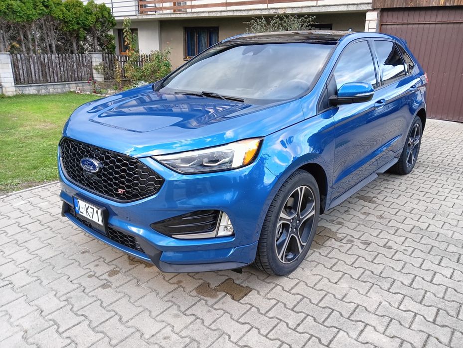 Bardzo ładny Ford Edge ST