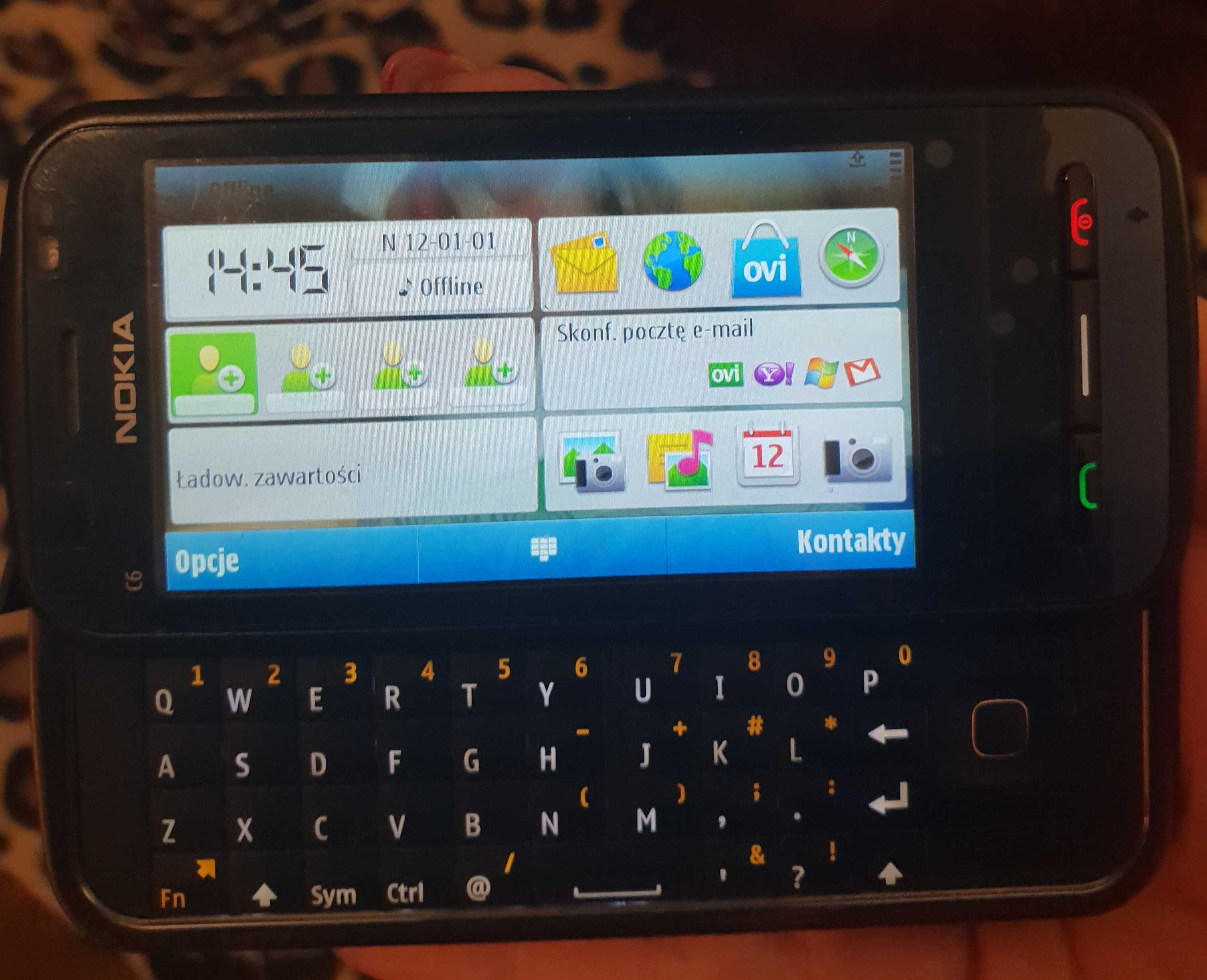 Nowy telefon Smartfon Nokia C6