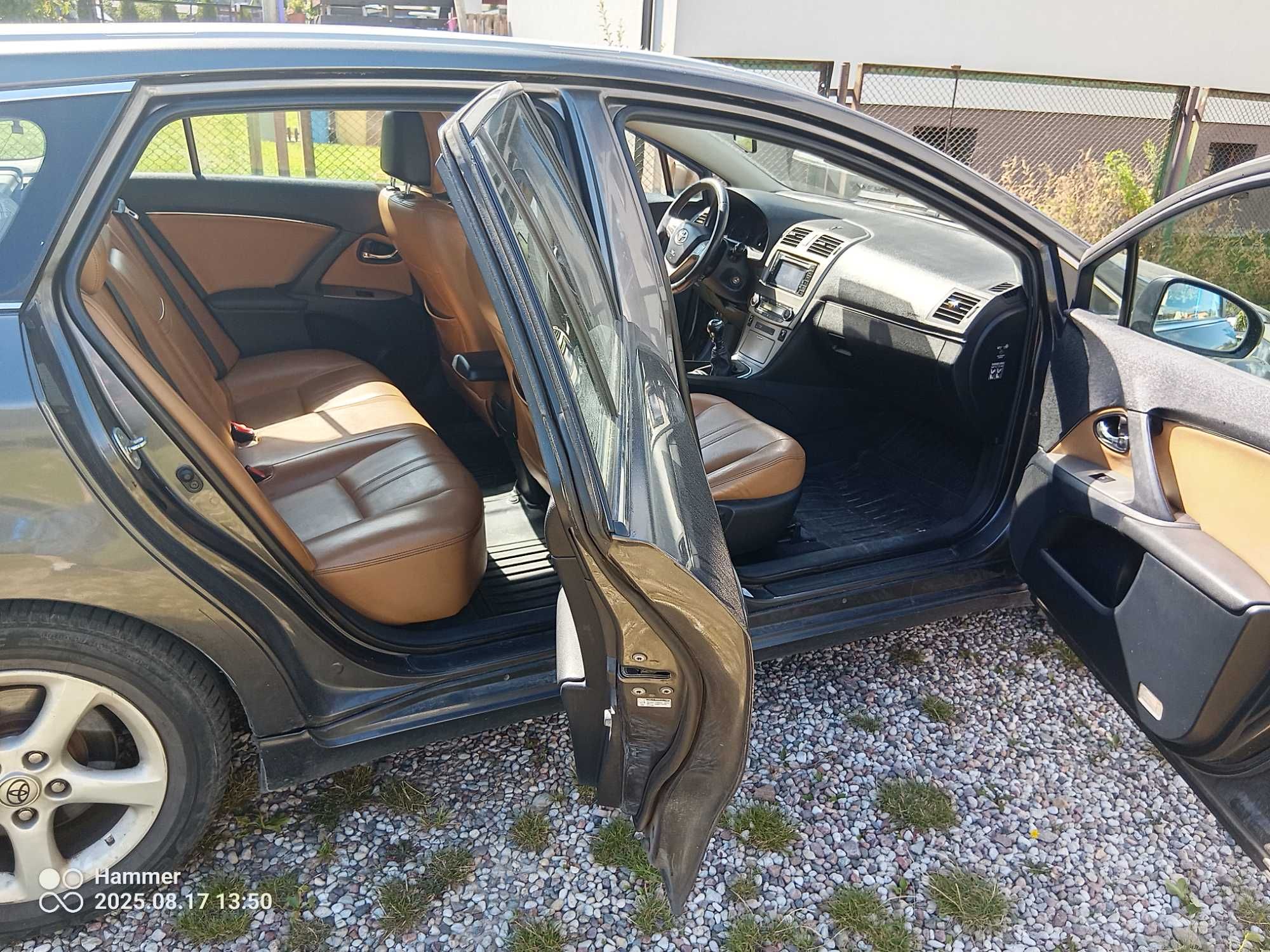 Sprzedam Toyota Avensis 2011 r. 2.0 diesel