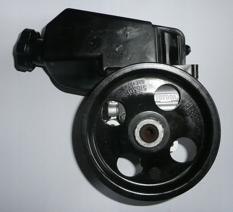 POMPA WSPOMAGANIA JEEP LIBERTY KK COMMANDER DODGE NITRO 3.7 4.7