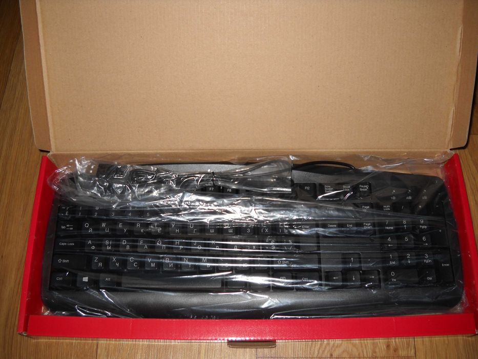 Новая клавиатура   Genius KB 110