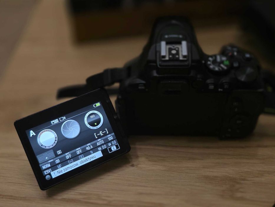 Lustrzanka Nikon D5600 najtaniej 24 MP wifi dotykowy ekran