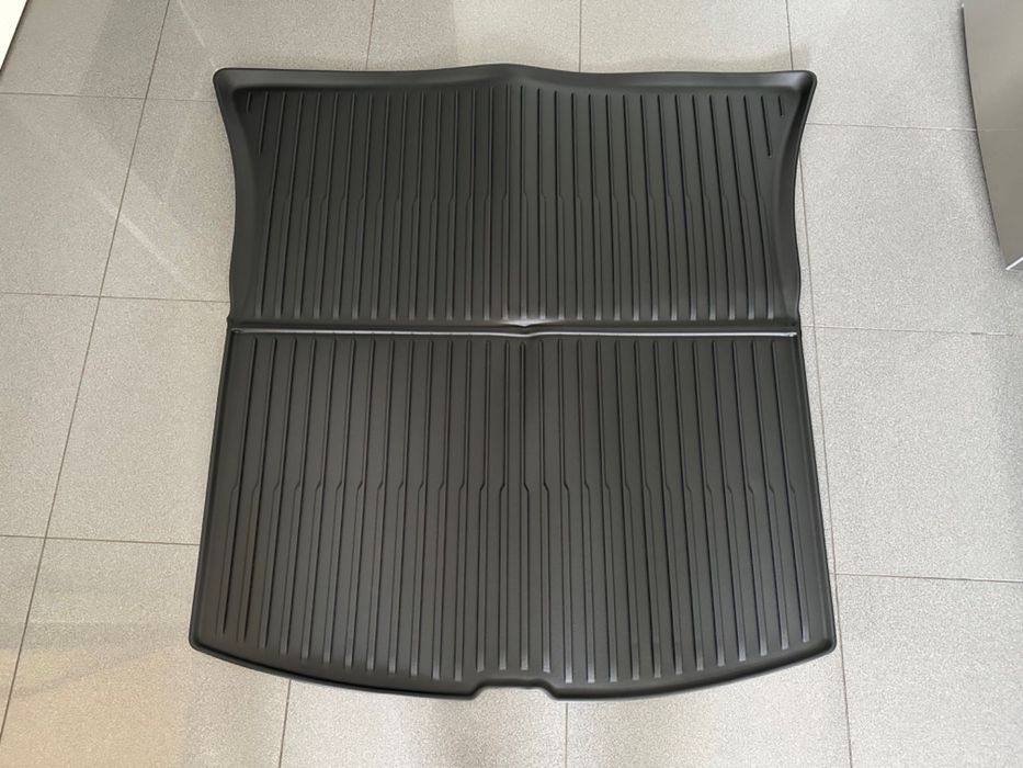 Conjunto 9 Tapetes Borracha TPE All Weather Tesla Model Y 2025 Juniper