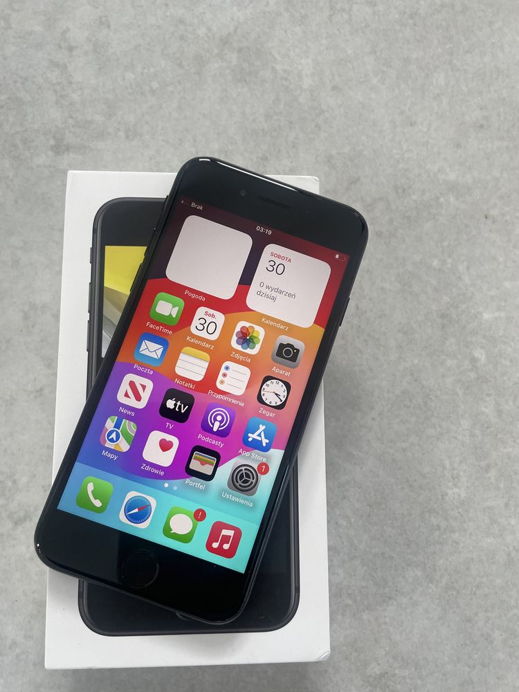 Iphone SE 2020 czarny 64GB stan idelany