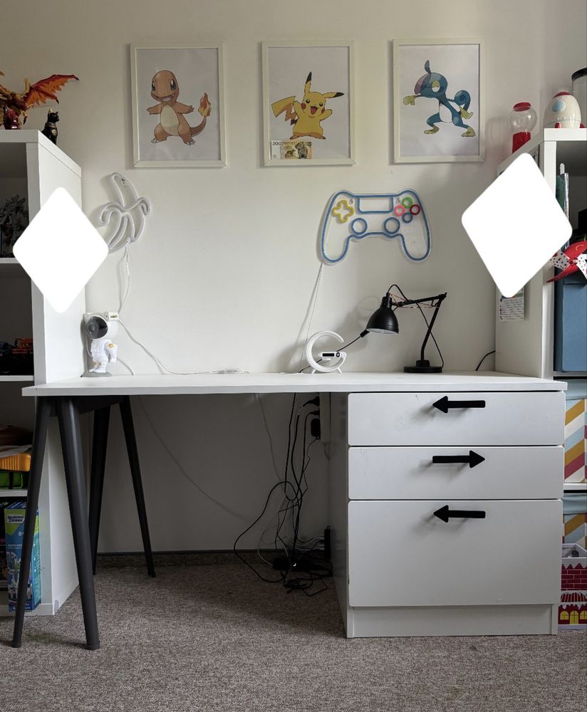 Łóżko na antresoli pietrowe Ikea Smastad Småstad z biurkiem