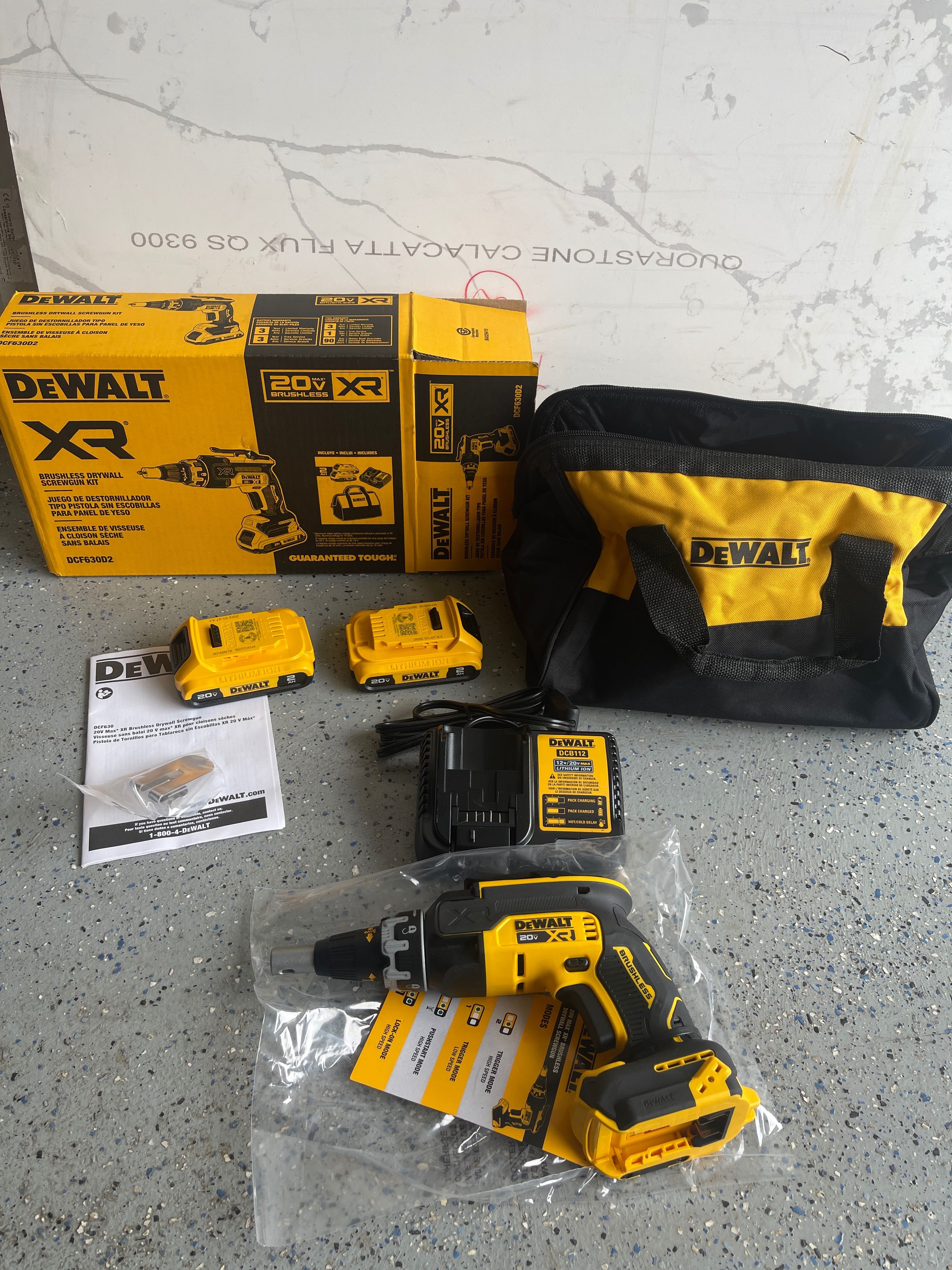 Dewalt Pladur NOVO  MODELO DCF 630
