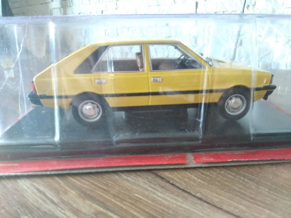 1:24 Polonez  Hachette model