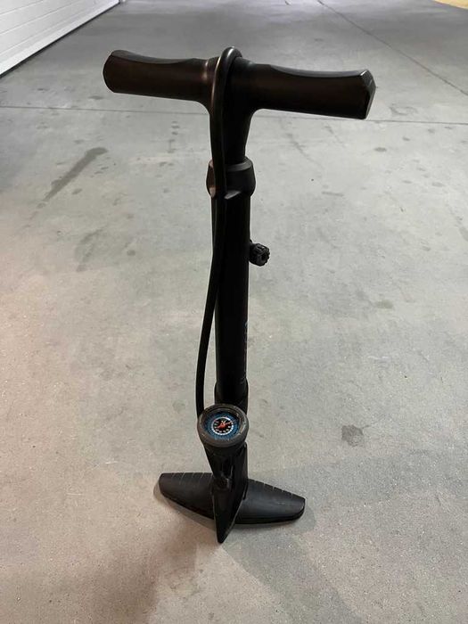 Bomba bicicleta usada