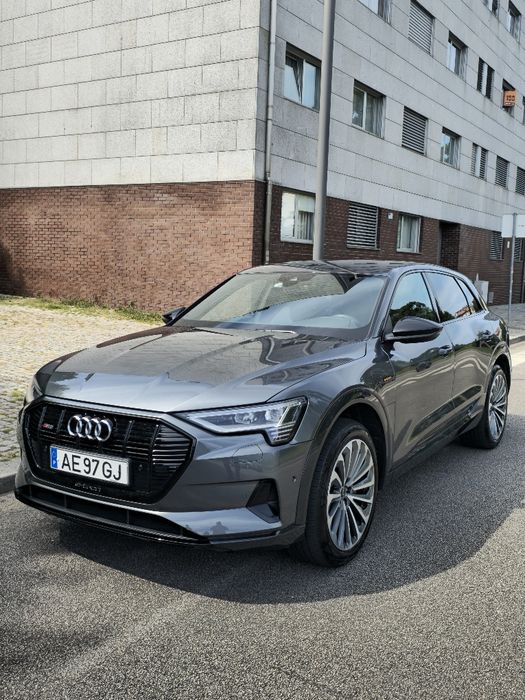 etron 55 quattro s line
