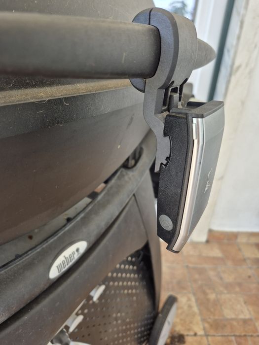 Grelhador a gás Weber Q3200