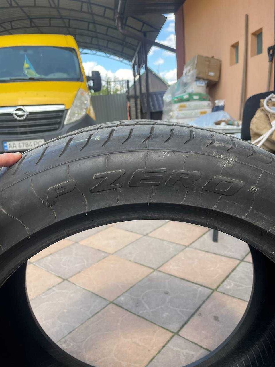 Шини 255.40.19 Pirelli P Zero / 5,5 / Літо