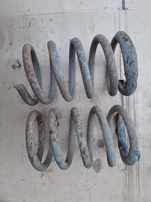 Sprężyny zawieszenia Fiat 126p Maluch