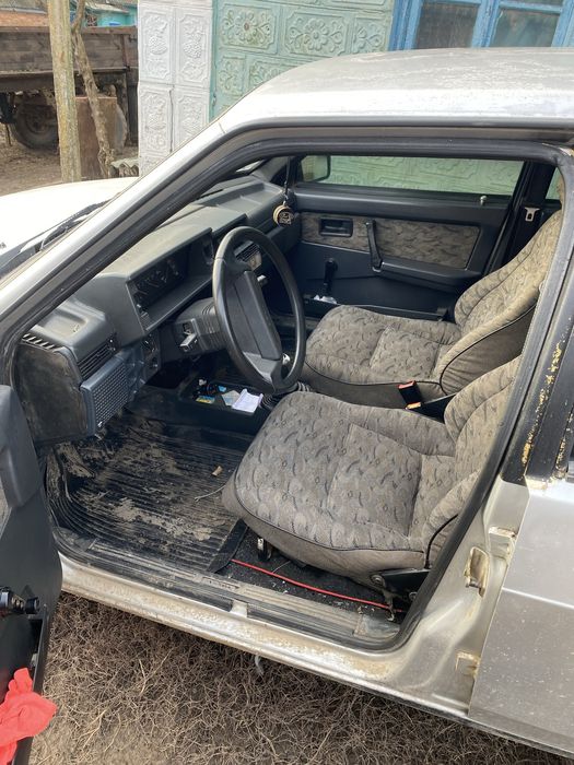 Продам ваз 2109.