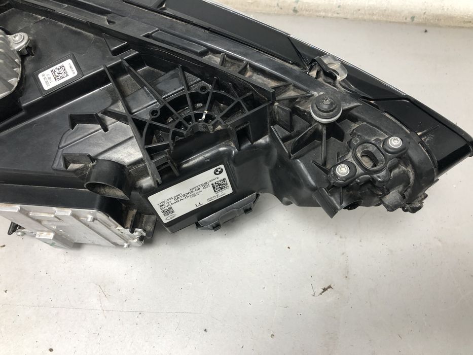 Фара передня ліва BMW i4 G26 63119851039 2021-