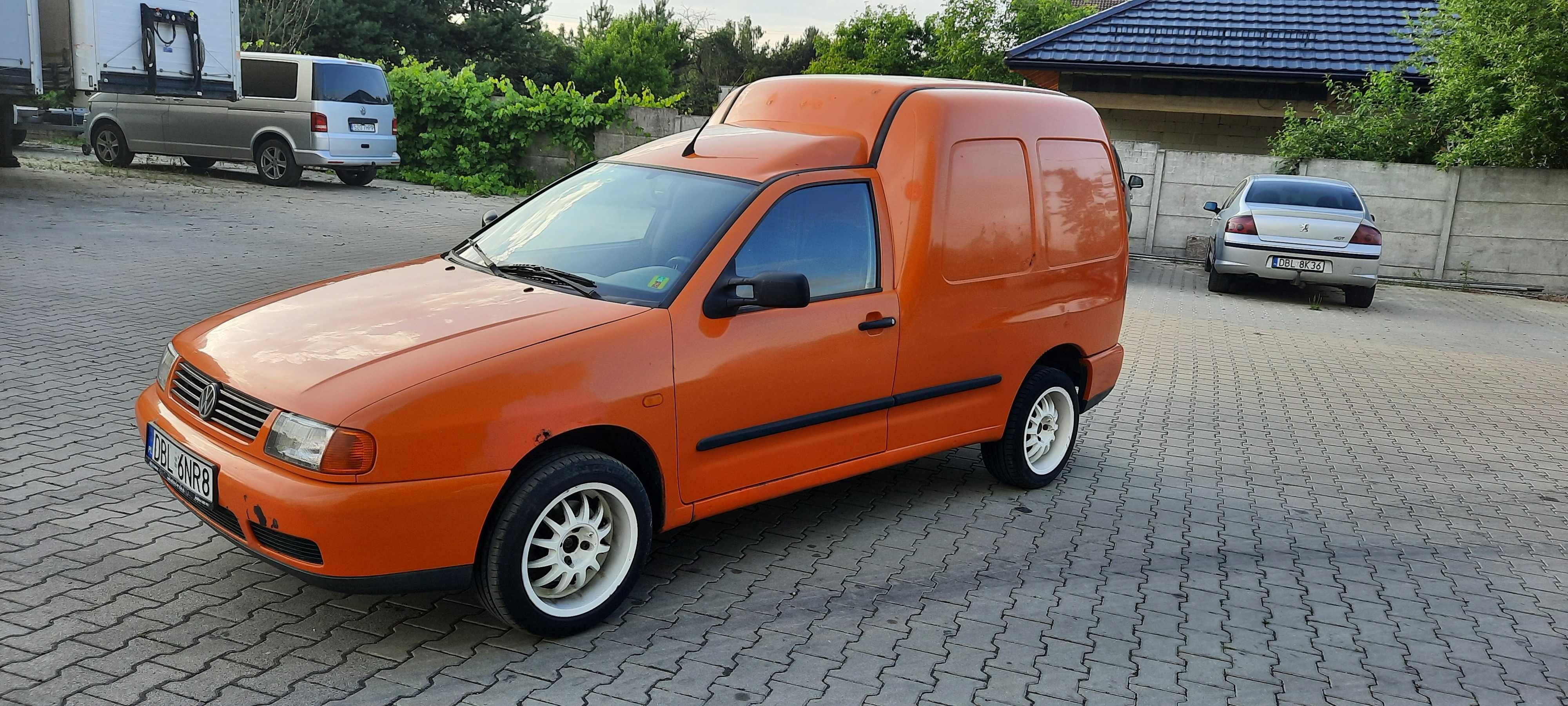 Vw caddy 1.9 sdi 2002 rok