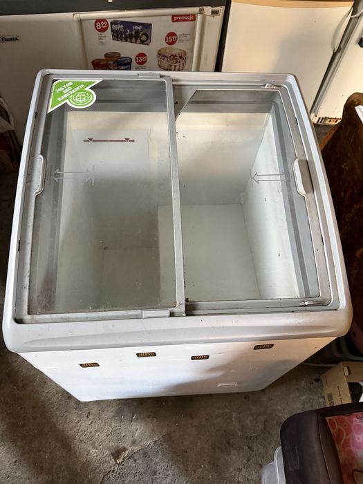 Zamrazarka skrzyniowa z szybami przesownymi w pelni sprawna okazja