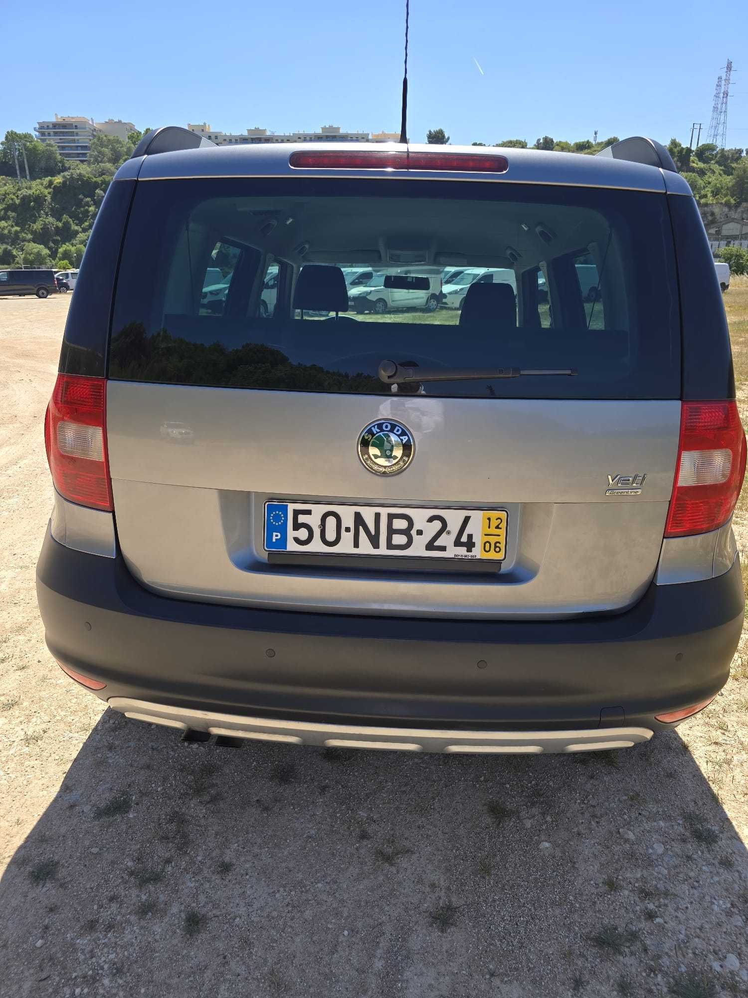 Vendo viatura serviço impecável