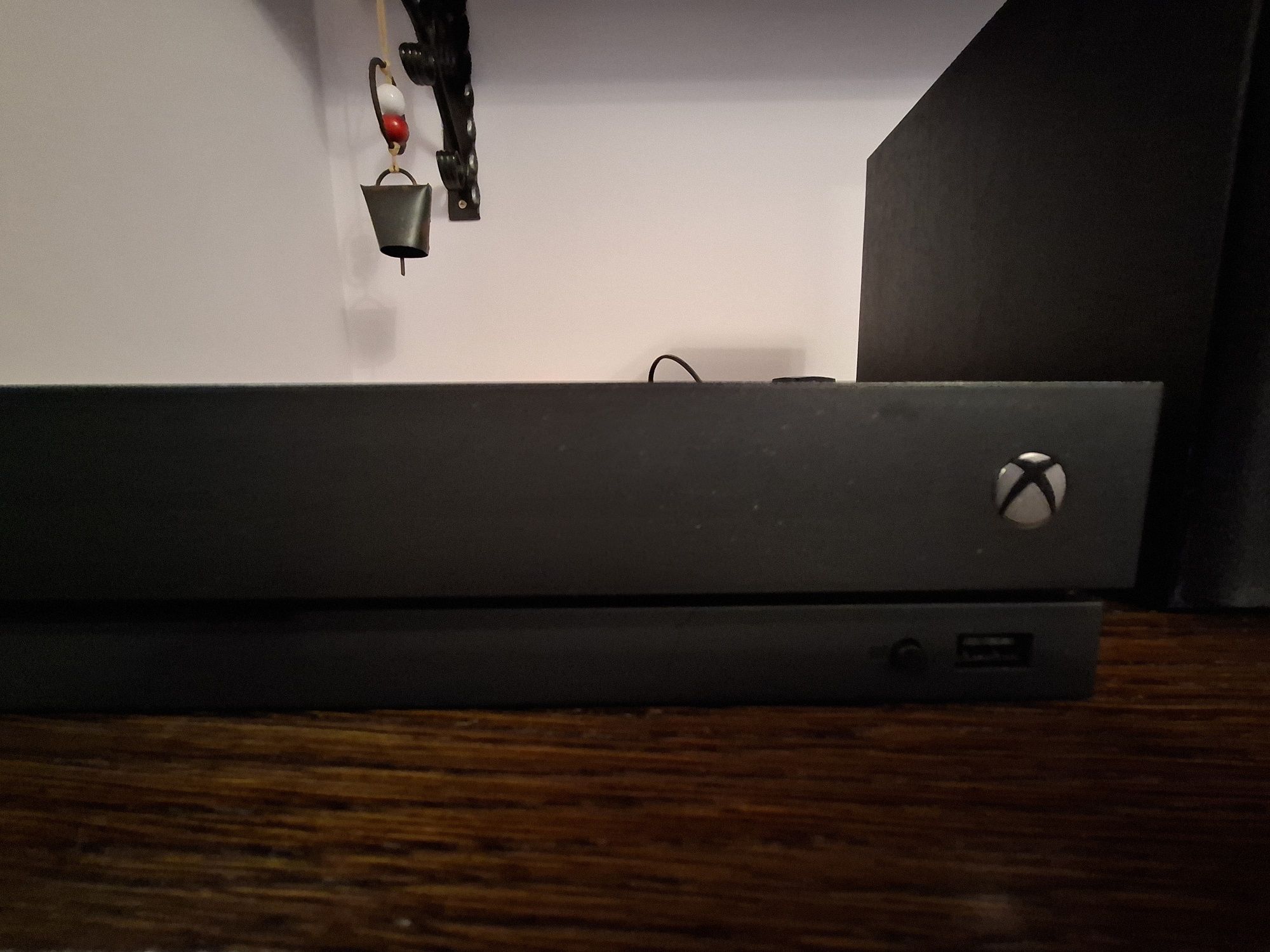 Konsola XBOX ONE X 1 TB