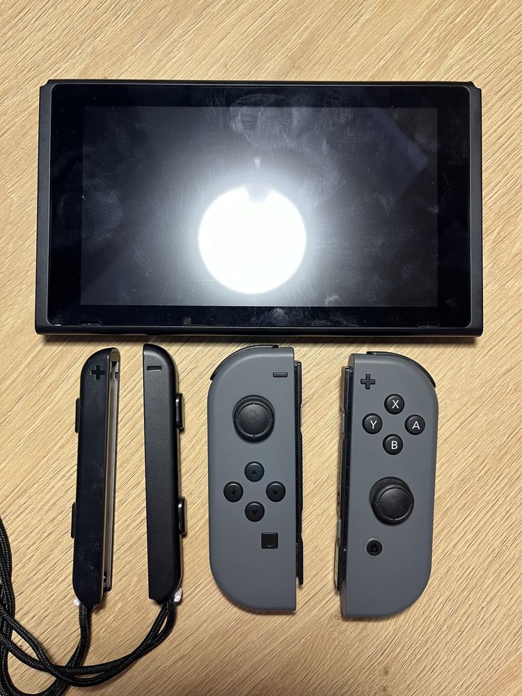 Nintendo Switch Gray