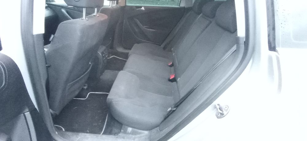 Volkswagen Passat B6 kombi 2.0 benzyna ! kolorowa navi ! alufelgi !