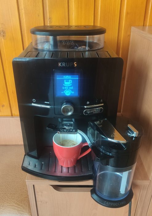 Кавомашина/кавоварка/кофемашина Krups EA 82 з Німеччини ідеал