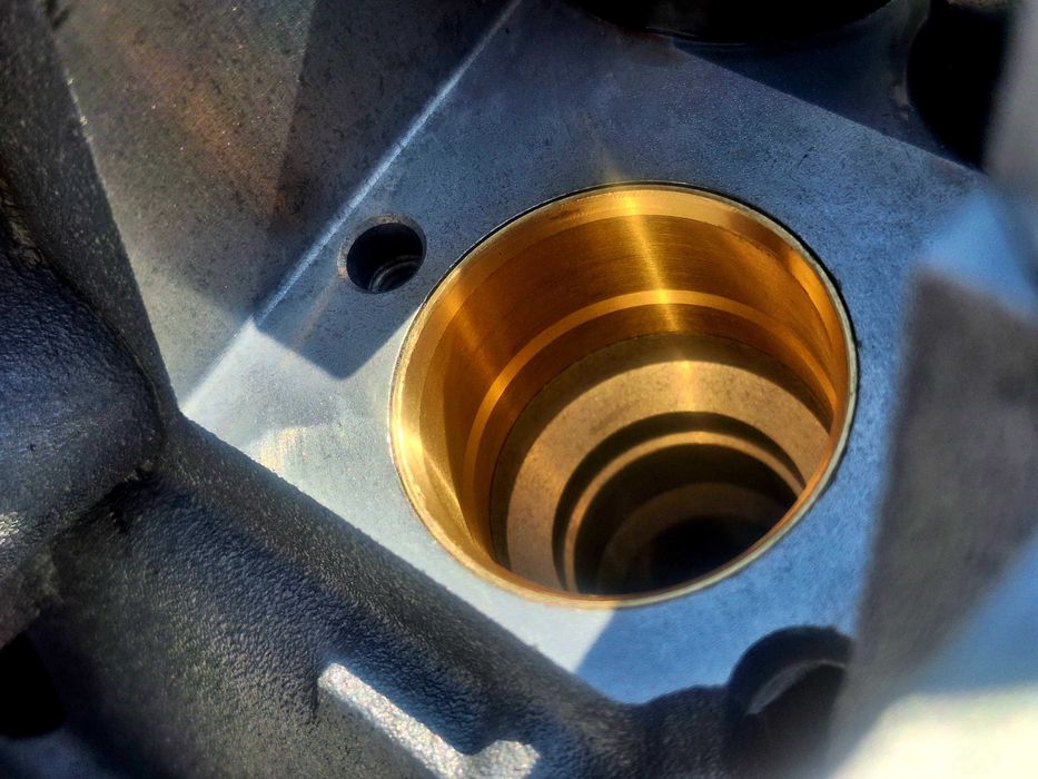 GŁOWICA Skoda 1.9 2.0 tdi 8v BLS Audi a4 b7 BMM BMP BPW BRT TULEJE