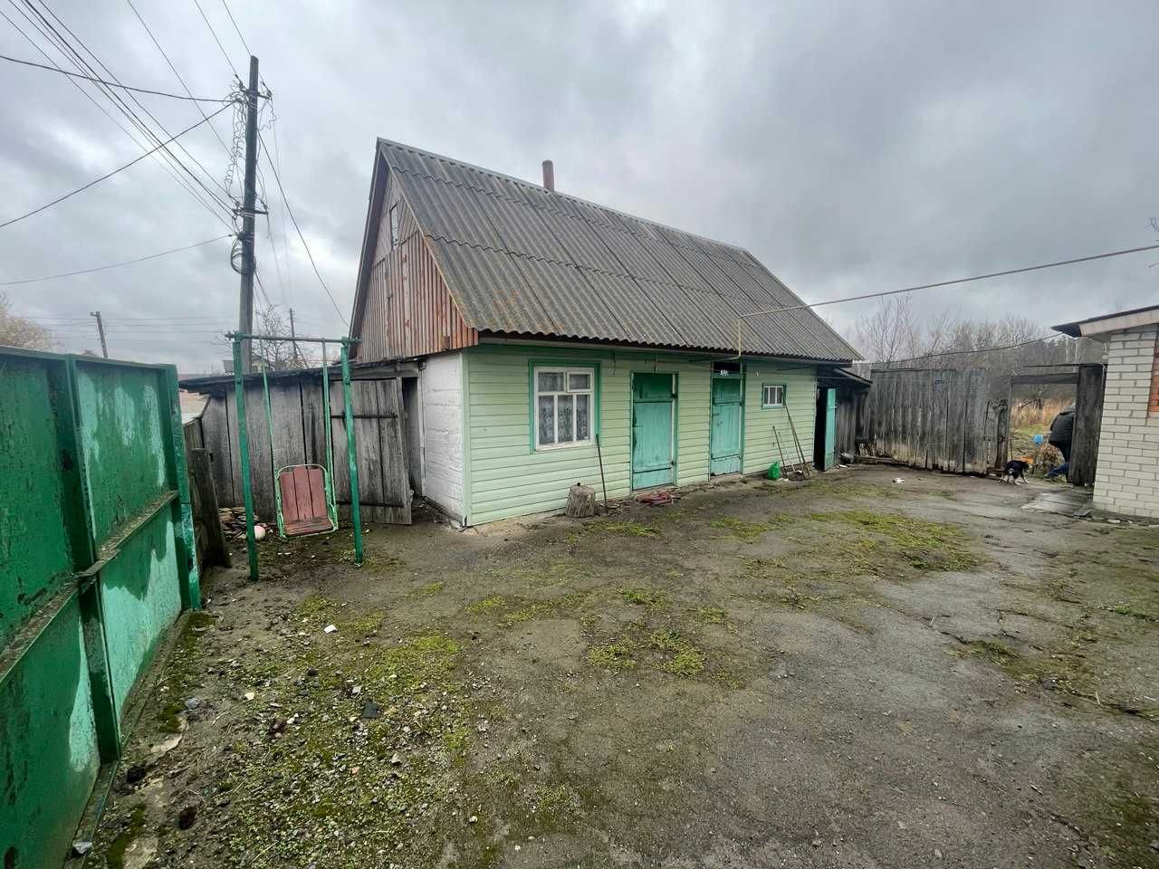 Продається будинок, літня кухня, гараж,  в с. Іванівка Житомирський р.