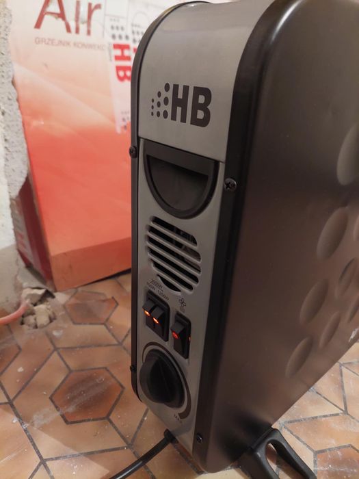 Grzejnik konwektorowy przenośny CH2004ST 2000W HB