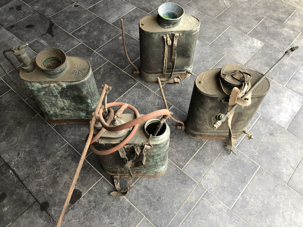 Maquinas de sulfatar antigas em cobre