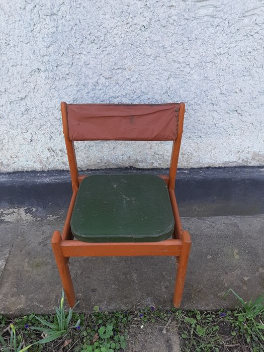 Продам Стул Деревянный б/у