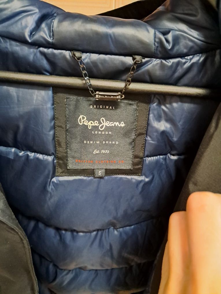 Parca. Pepe jeans.