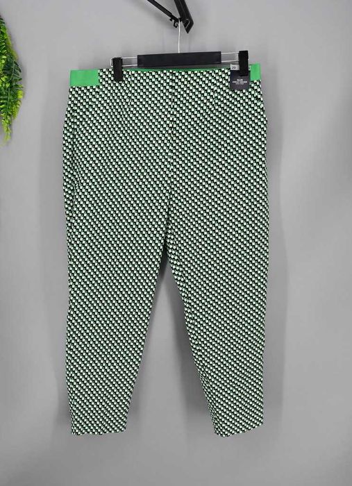 Zwężane spodnie z nadrukiem Marks & Spencer – rozmiar 48