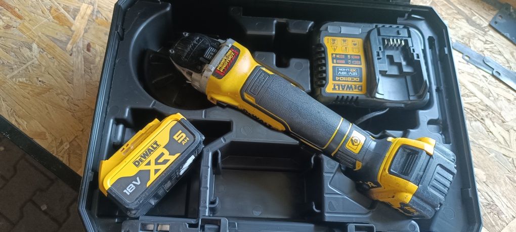 Szlifierka DeWalt dcg 405p2