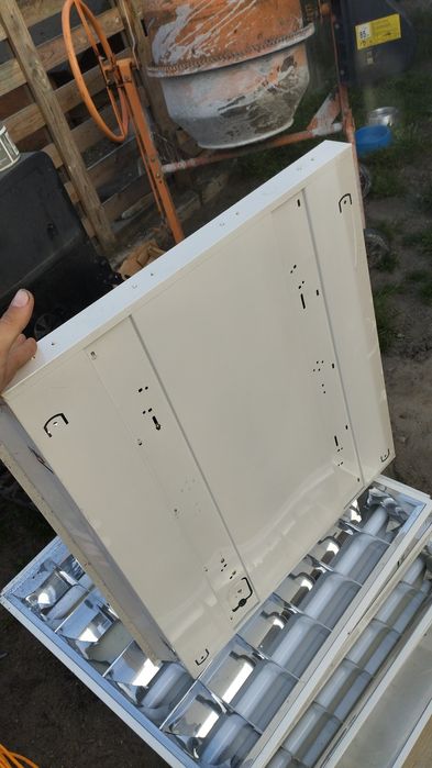 Lampa jarzębinowa poczwórna wszytkie za 100zl