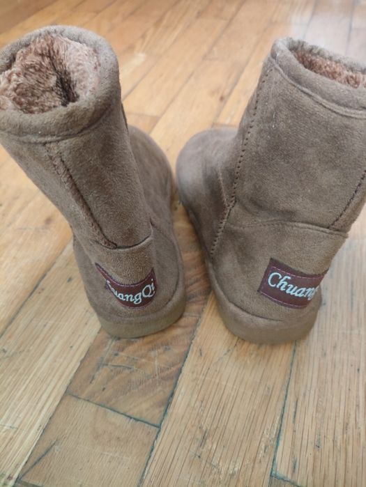 Botas de menina tamanho 20