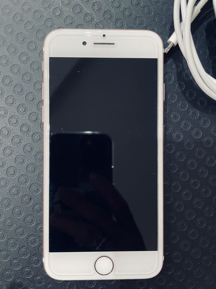 Iphone 7 gold rose 128 GB