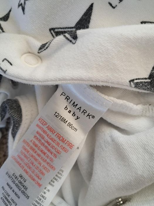 Śpioszki pajacyki dla dziewczynki lub chłopca 12-18 msc Primark