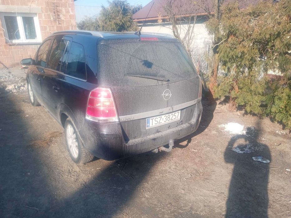 Sprzedam Opel Zafira B 2006r. 1,8 benzyna, USZKODZONY