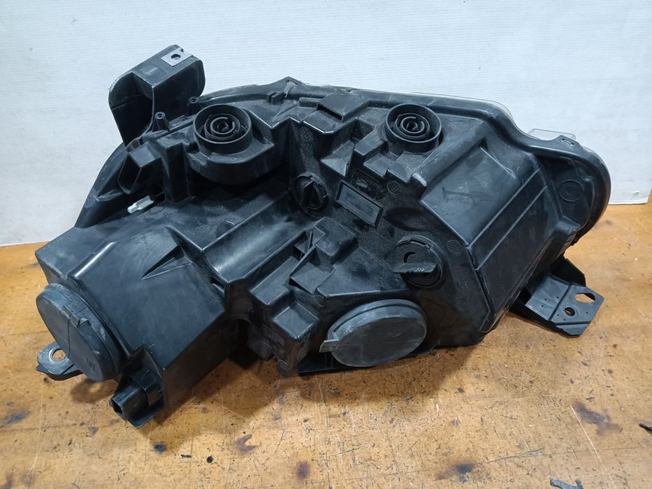 Farol Peugeot partner Rifter ótica 2022