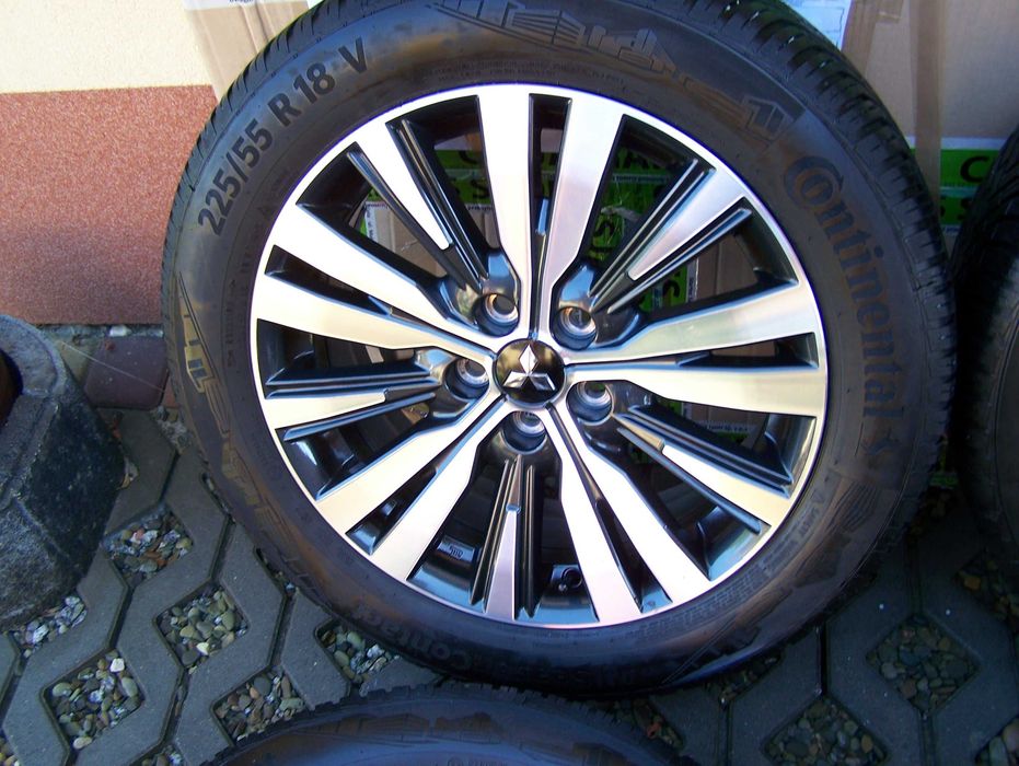 Perfekcyjne  Koła 18" Całoroczne TPMS  Mitsubishi Outlander 2,3 , ASX,