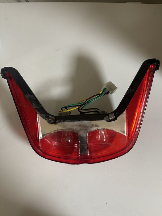 Farol traseiro Yamaha