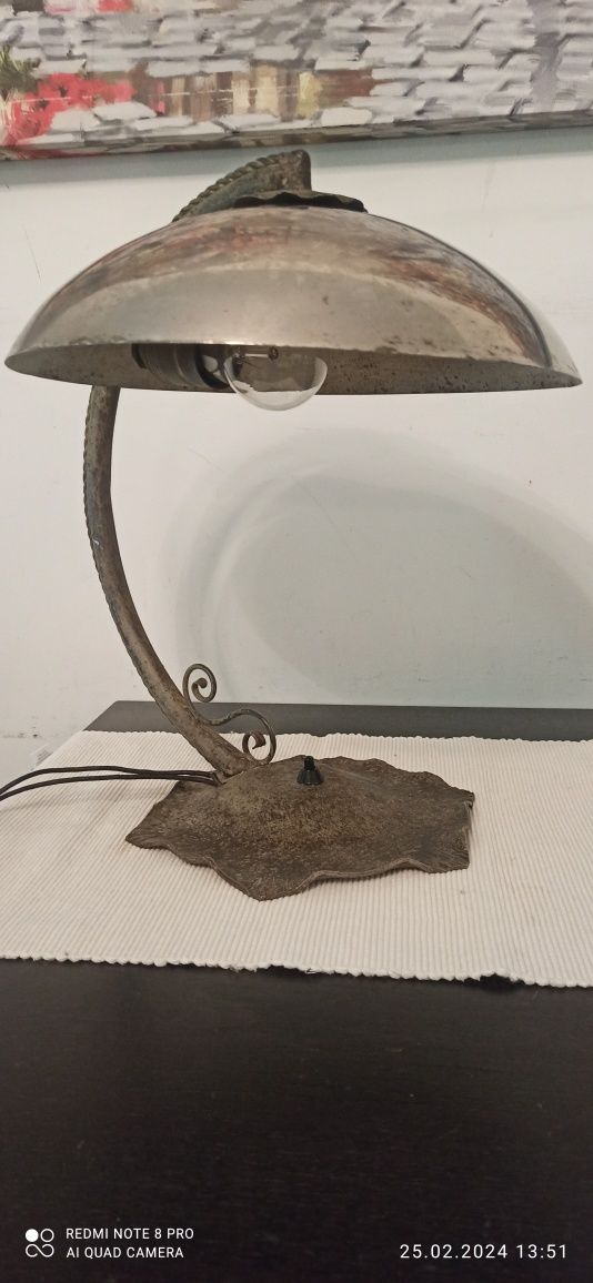 Stara lampa  biurkowa