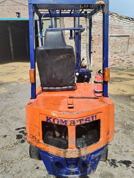 Продам кару погрузчик дизель коматсу торг