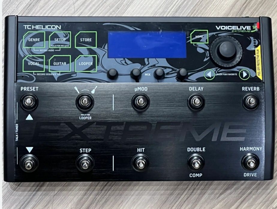 tc helicon voicelive3 extreme + case thon + switch