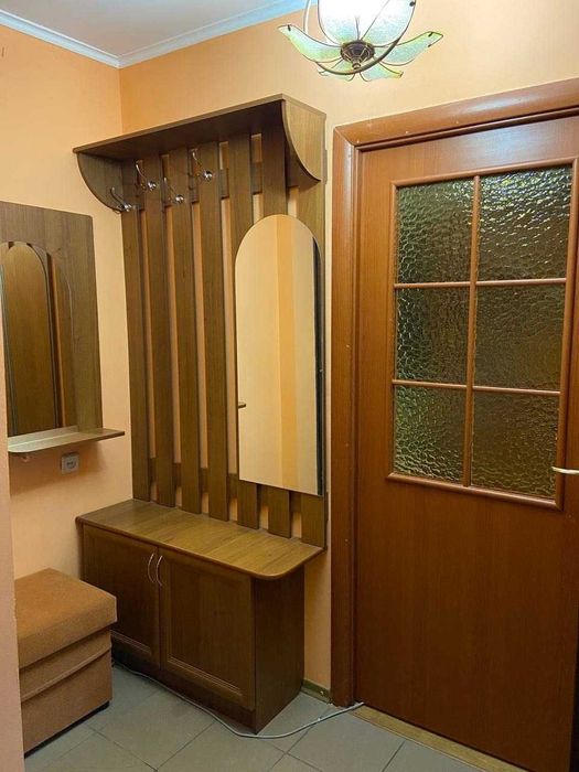 Оренда однокімнатної квартири на вул. Максимовича