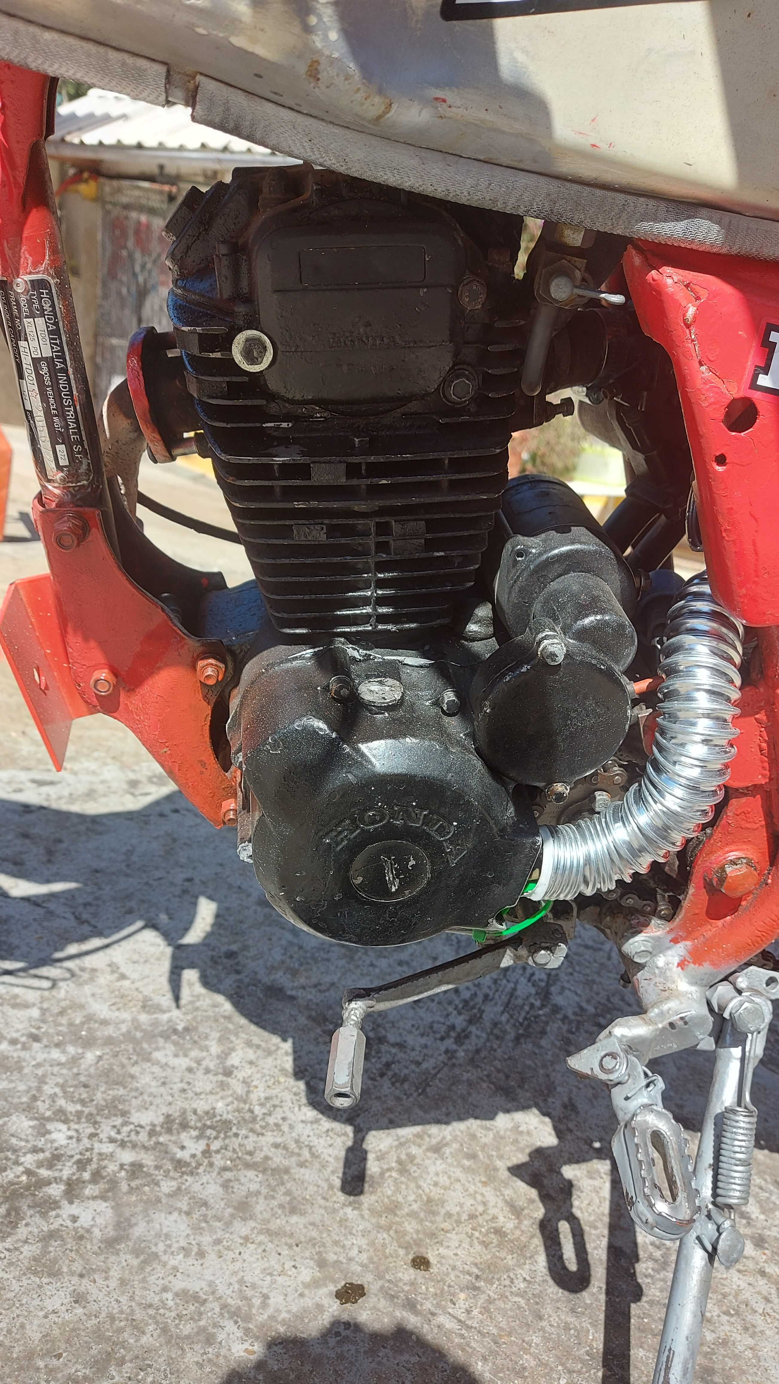 Honda XL  125 PD --- 1986