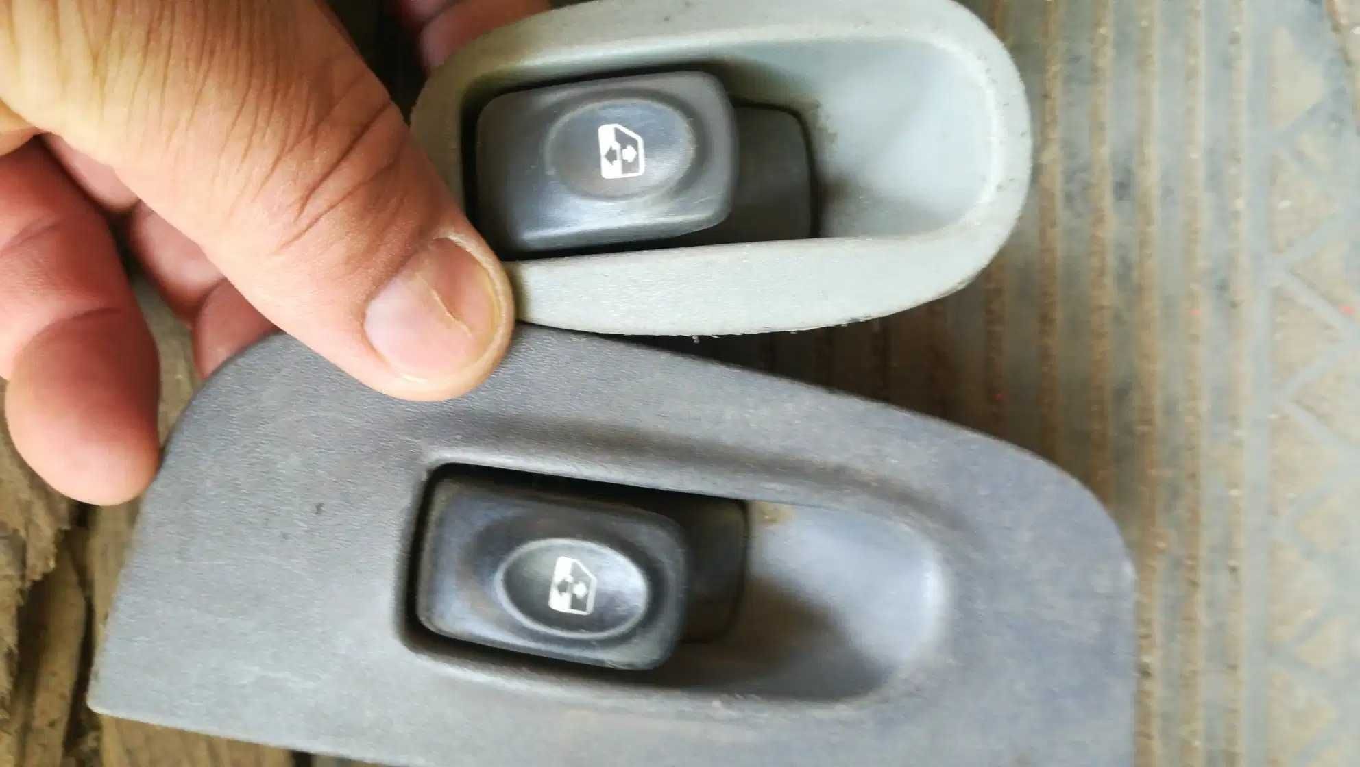 Кнопки стеклоподъемников Рено Меган 1 / Renault Megane 1