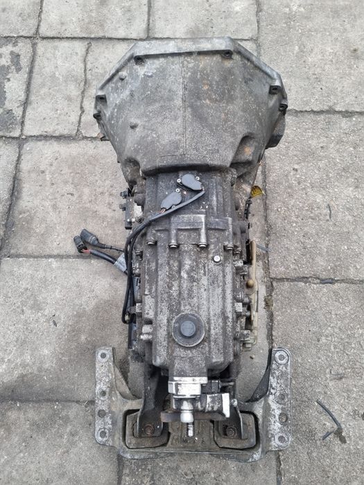 BMW E60 E61 E63 E64 545i 645ci 4.4L V8 skrzynia manual 6b SMG GS6S53BZ