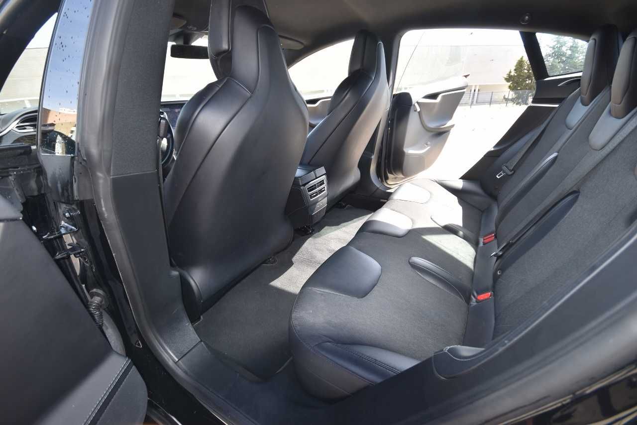 Carro Tesla model S 75 nacional - Urgente